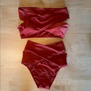 Rust colored, thick crisscross swimsuit size small